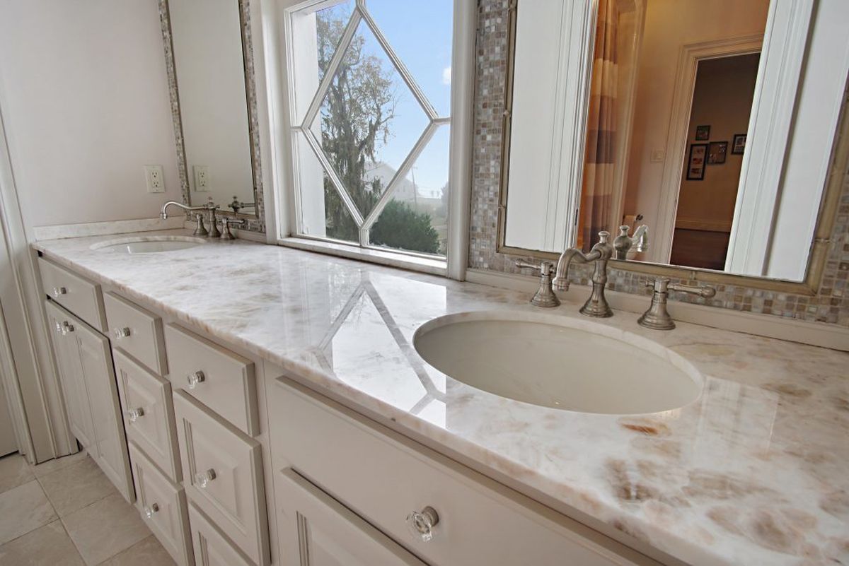 Triton Sink